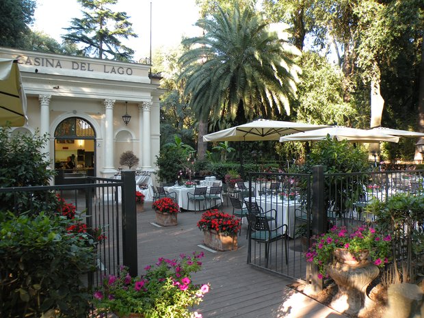  casina del Lago, restaurant dans le parc de la villa Borghèse
